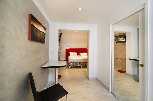 Le Logis De L'Escalin Hotel La Garde-Adhémar 3*,  Frankrig