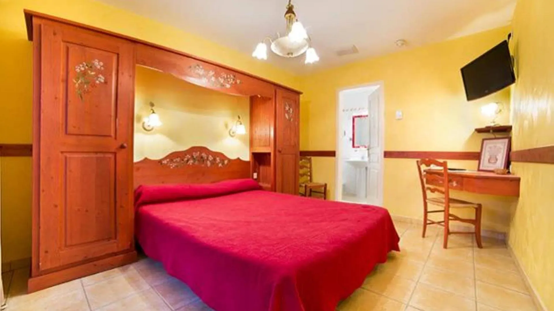 Le Logis De L'Escalin Hotel La Garde-Adhémar